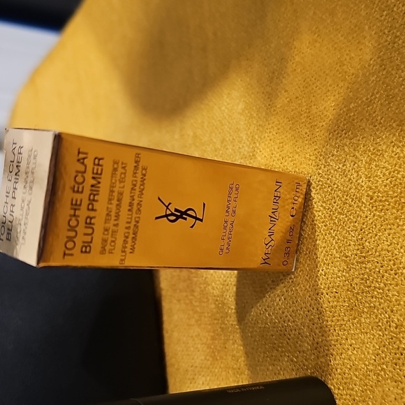 Yves Saint Laurent Beaute Pouch & Make Up Bundle - Picture 4 of 10